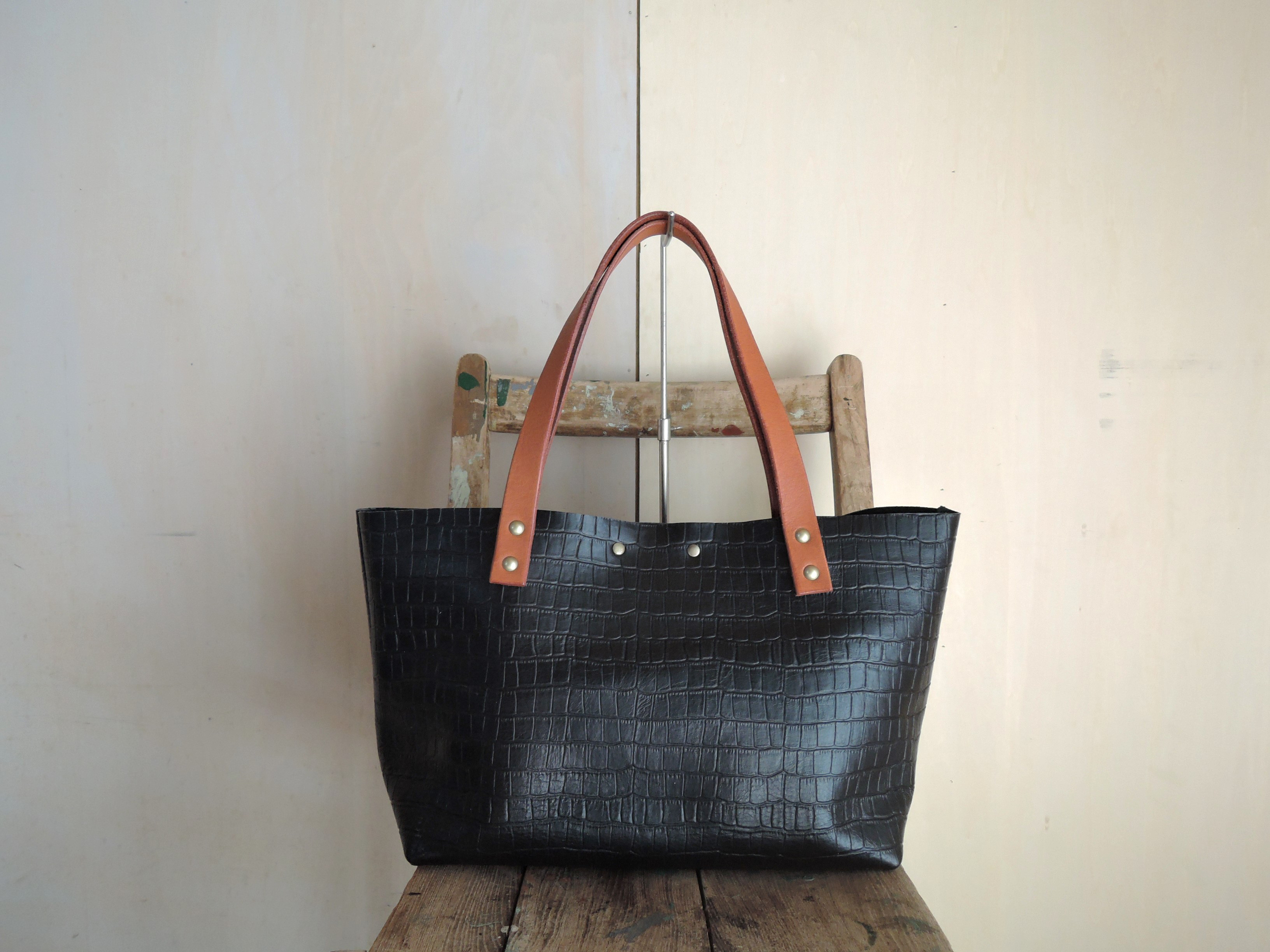 ORZO】 レザー トート ハンドバッグ M クロコ型押し OR-301cr-M トート