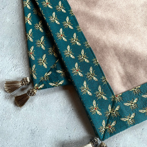 フランス製 蜂柄ジャガード生地☆ハンドメイドタロットクロス その他