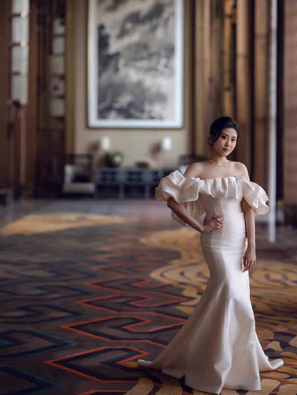 シアーな美しさ パフスリーブのオフショルダー ウェディングドレス  マーメイドライン ロングトレーンマ/結婚式/H019 6枚目の画像