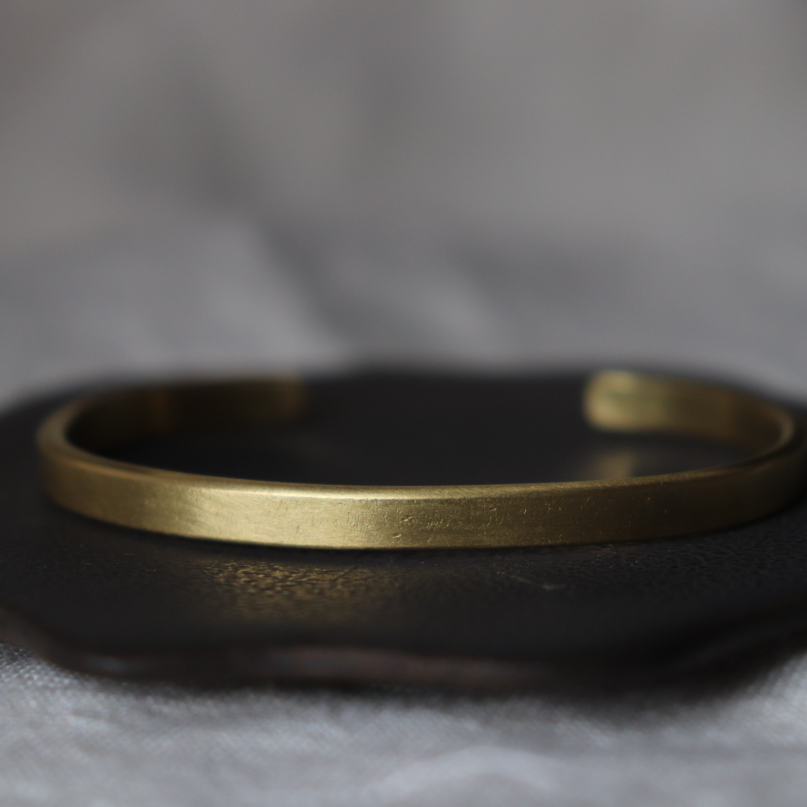 freckle.【shirabeしらべ4.0】真鍮 幅約4.5㎜×厚約2.4㎜ バングル/受注制作/メンズ