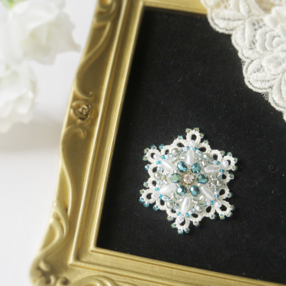 タティングレース×ビーズで紡ぐ青の世界 ～サマースター～ ブローチ/ポニーフック/ヘアゴム 1枚目の画像