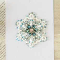 タティングレース×ビーズで紡ぐ青の世界 ～サマースター～ ブローチ/ポニーフック/ヘアゴム 3枚目の画像