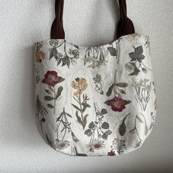 《受注製作》レトロな花の丸いラインのトートバッグ 8枚目の画像