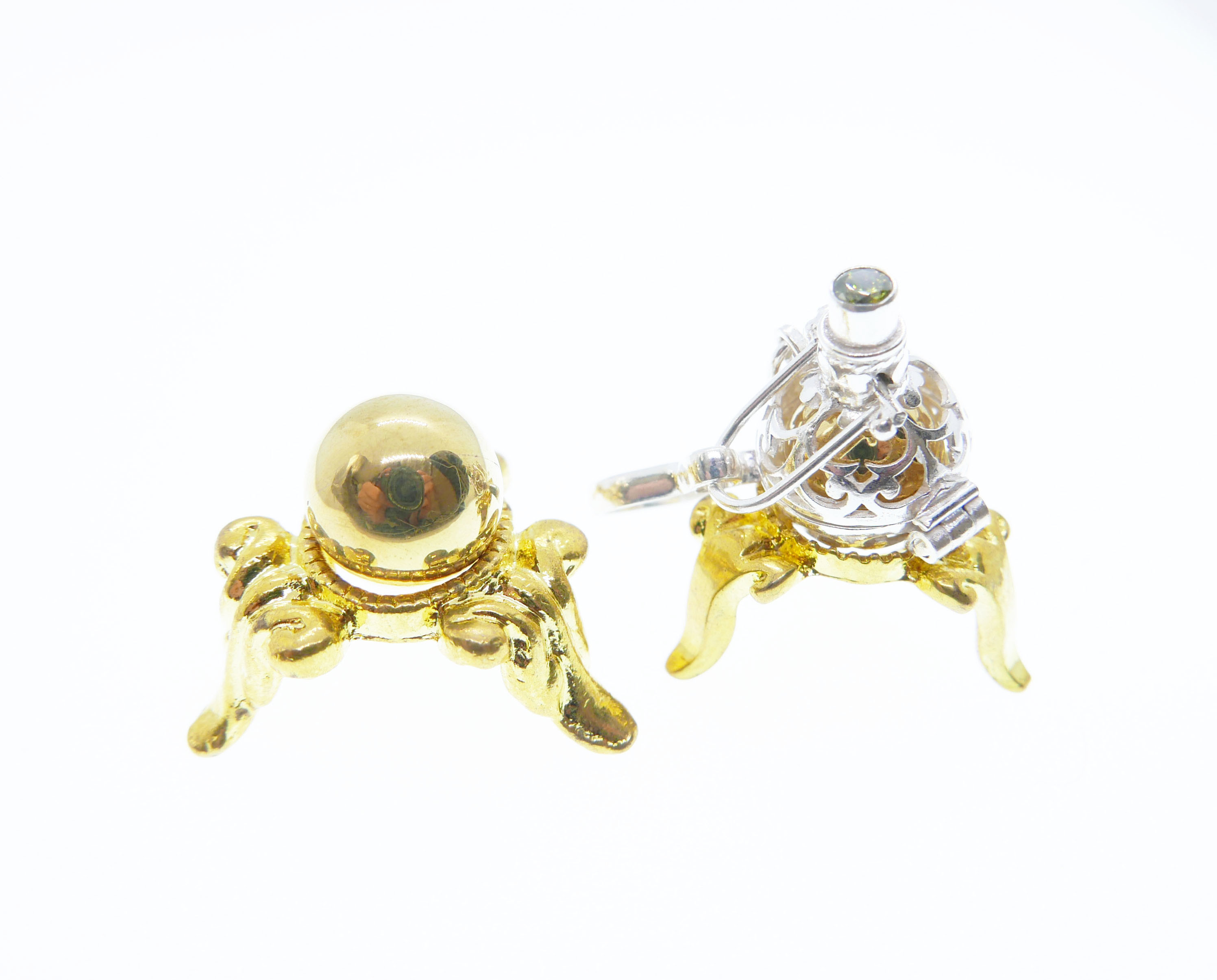 ✼プラチナ加工✼ブルートパーズのガムランボール/3月誕生石༺揺らすとシャラン♪癒しの音色♪•*•ヒーリングペンダント༻