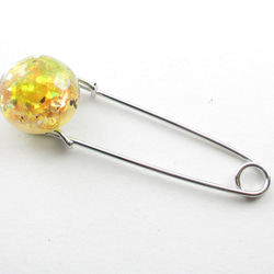 トロピカルな雪化粧は、この季節もクォーツだから、何だか暖かい♪<カブトピンブローチ>SB1050 3枚目の画像