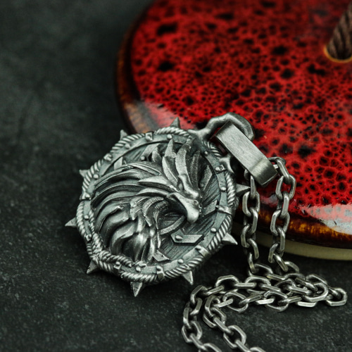 イーグル バッジ シルバー ネックレス - ウォー エンブレム ペンダント