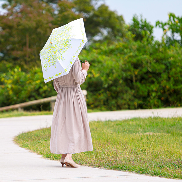 [折疊傘] Mimosa [UV 防護 99.9% 以上] [晴天雨天均可使用] [輕便] [盛開的雨傘] [Hanayuki 第3張的照片