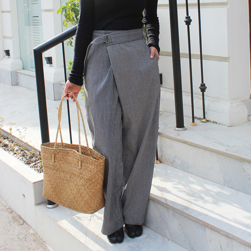 スッキリ脚長美人◉ストレートラップパンツ　ヒッコリーストライプ 12,675円