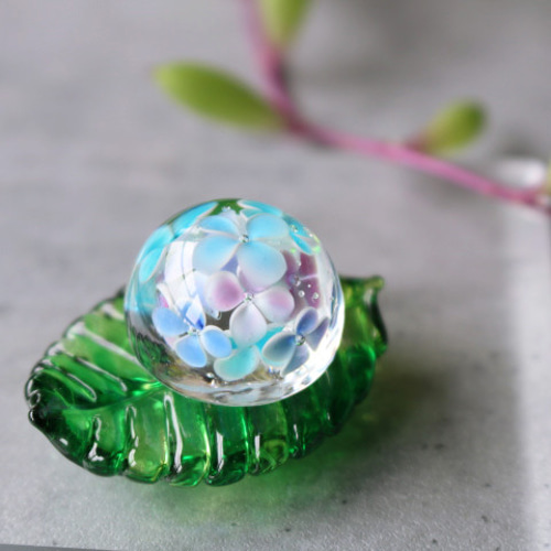 ガラスのミニチュアスイーツ 紫陽花スイーツ 小さなガラスの置き