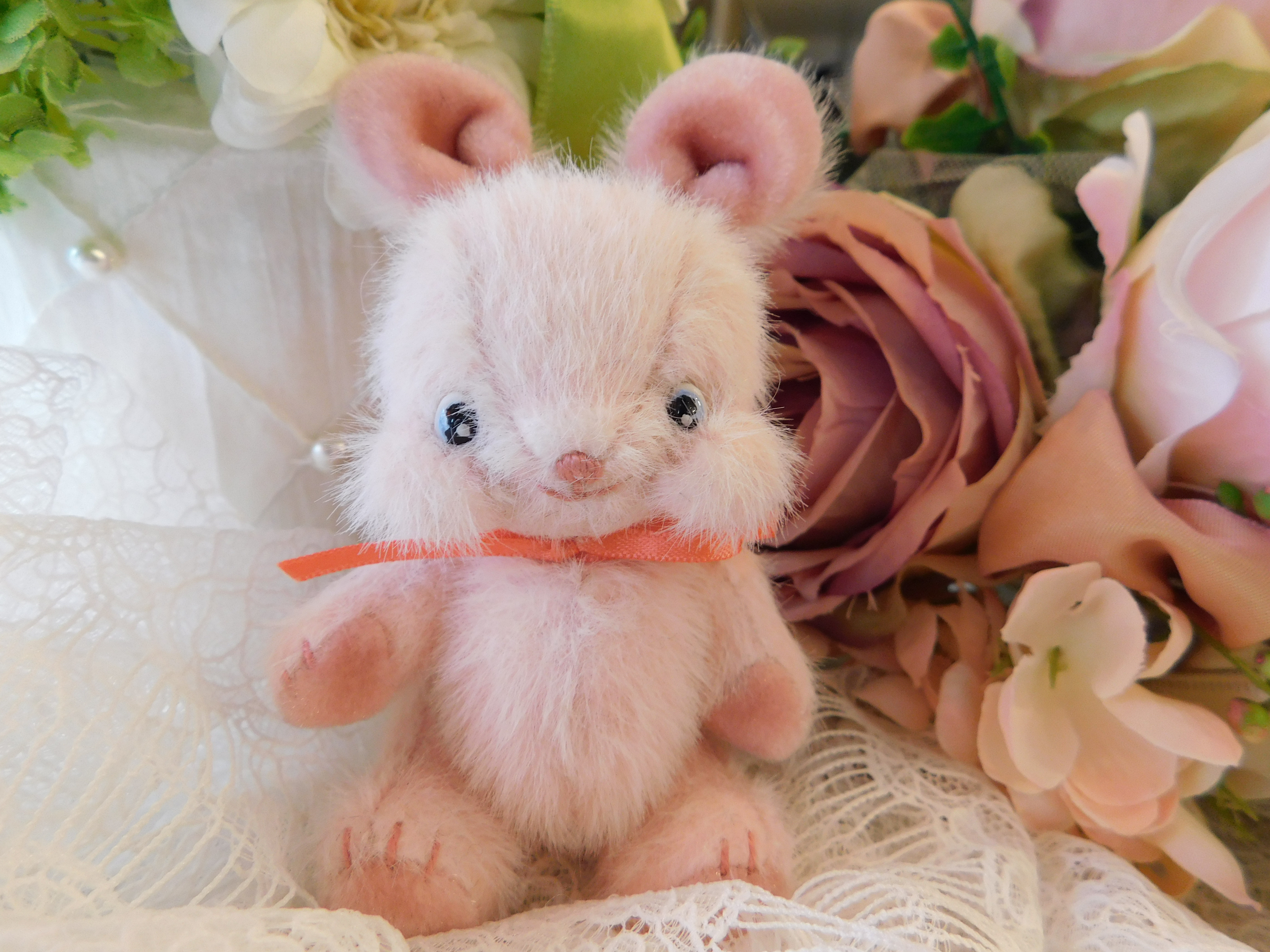 フェントン ９５周年記念限定生産 ピンクイリデセントガラス ミニうさぎ ピンクのうさぎさんぬいぐるみ ぬいぐるみ うさぎ かわいい