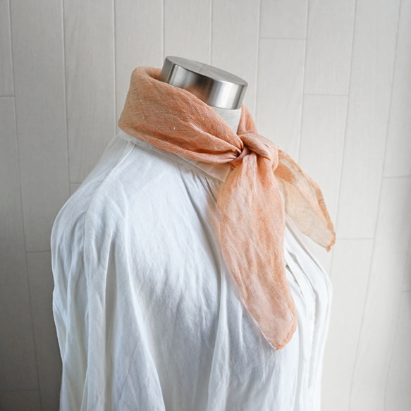 Decoオリジナル　上質リネン シングルガーゼのハンカチ/スカーフ　オレンジ×亜麻色 5枚目の画像