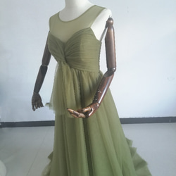 憧れのドレス グリーン オリーブカーキカラードレス ソフトチュール ファスナー /花嫁/結婚式 6枚目の画像