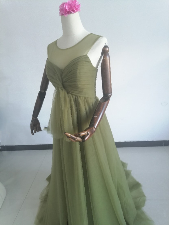 憧れのドレス グリーン オリーブカーキカラードレス ソフトチュール ファスナー /花嫁/結婚式 6枚目の画像