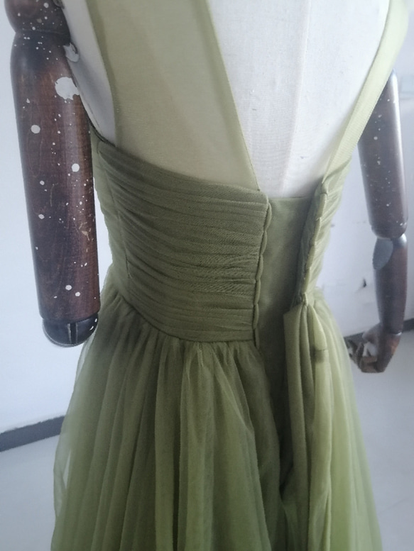 憧れのドレス グリーン オリーブカーキカラードレス ソフトチュール ファスナー /花嫁/結婚式 9枚目の画像