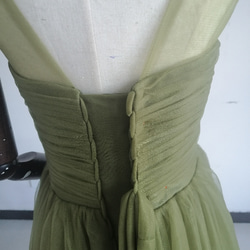 憧れのドレス グリーン オリーブカーキカラードレス ソフトチュール ファスナー /花嫁/結婚式 8枚目の画像