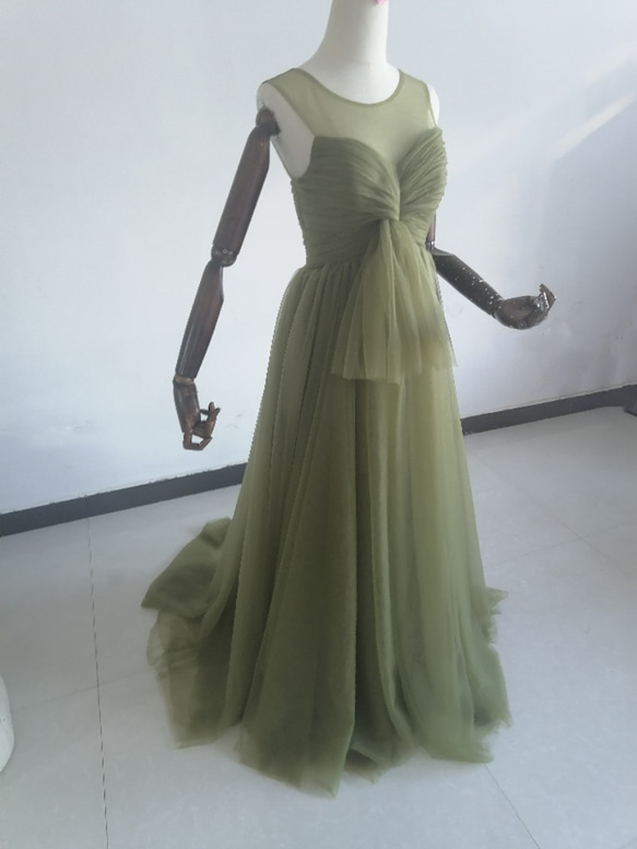 憧れのドレス グリーン オリーブカーキカラードレス ソフトチュール ファスナー /花嫁/結婚式 4枚目の画像