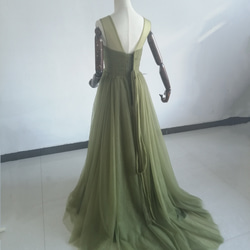 憧れのドレス グリーン オリーブカーキカラードレス ソフトチュール ファスナー /花嫁/結婚式 10枚目の画像