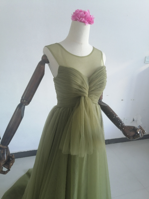 憧れのドレス グリーン オリーブカーキカラードレス ソフトチュール ファスナー /花嫁/結婚式 3枚目の画像