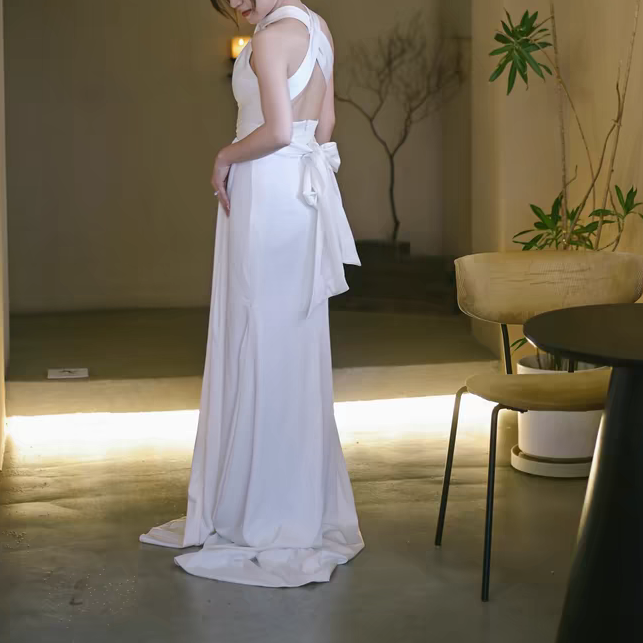 フランス復古軽い  ウエディングドレス 花嫁 は背を出し て大気を出してシンプルな  フロントスリット H020