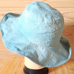 淡い水色    本藍染　リバーシブルの日よけ帽子　オーガニックコットンヘンプ 4枚目の画像