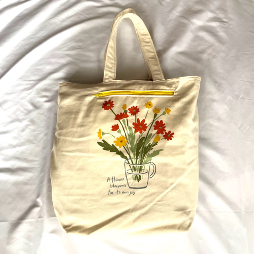 大きな花のリバーシブルトートバッグ☀︎プチギフト トートバッグ tomo