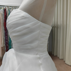 【色変更可能】　オーガンジー　　チューブトップ　ウェディングドレス　プリンセスライン 7枚目の画像