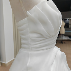 【色変更可能】　オーガンジー　　チューブトップ　ウェディングドレス　プリンセスライン 3枚目の画像