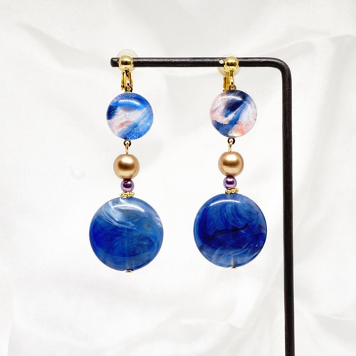 青マーブル×ガラスカボションの大ぶりピアス/イヤリング ピアス  