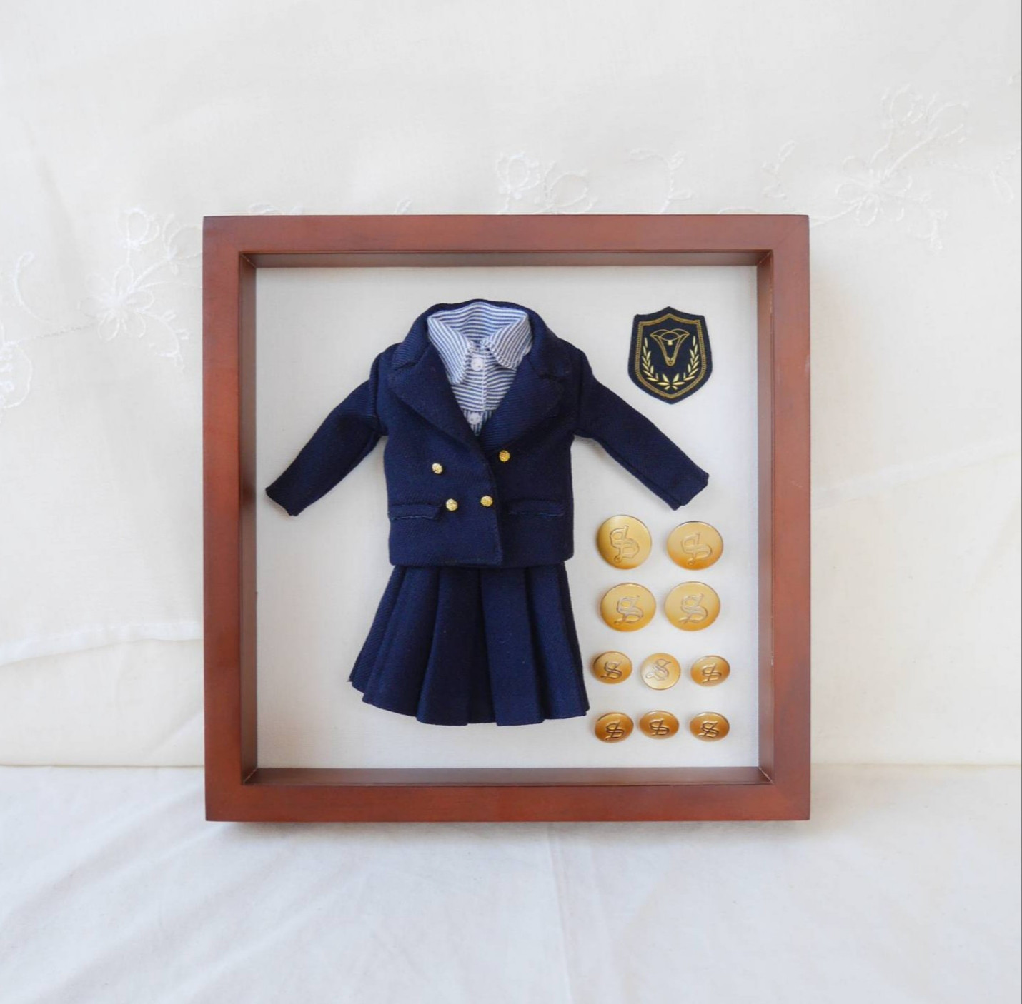 アルバム飾り　園児制服オーダーメイド　卒園アルバム　ダイカット