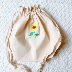 夏の誕生花2024】 向日葵 巾着ポーチ 巾着 お名前刺繍 ひまわり お着