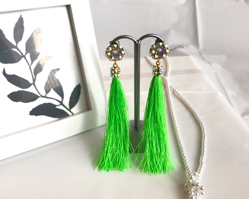 8de975621d4bb5d4bc32311931f469