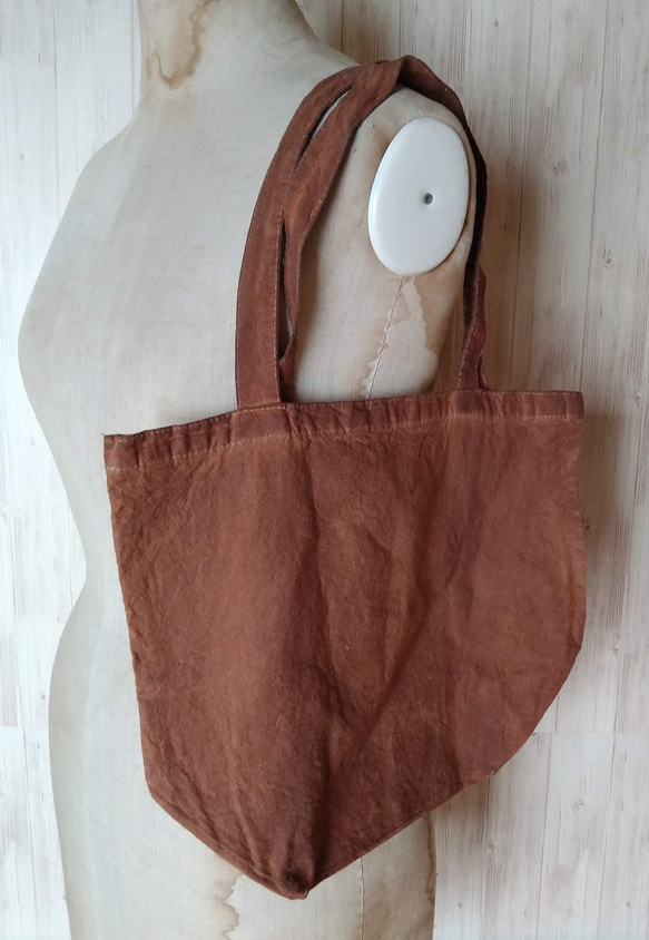 柿渋染め × 刺し子のパッチワークバッグ　コンパクトなトート　ハンドメイド 柿渋染め × 刺し子のパッチワークバッグ コンパクトなトート