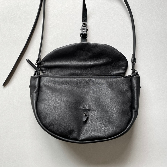 ” Nick”M　ハンティング＋メッセンジャーBAG ブラック　とっても柔らかいレザー 8枚目の画像