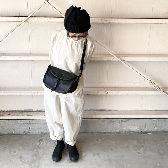 ” Nick”M　ハンティング＋メッセンジャーBAG ブラック　とっても柔らかいレザー 2枚目の画像
