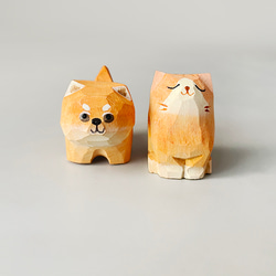 手作りの木製装飾品 - かわいい木彫りの小さなオレンジ色の猫柴犬デスクトップ装飾 3枚目の画像