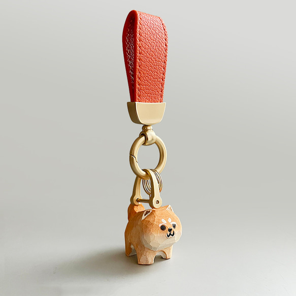 手工木作鑰匙圈-木雕小柴犬汽車書包真皮繩挂件飾品 第1張的照片