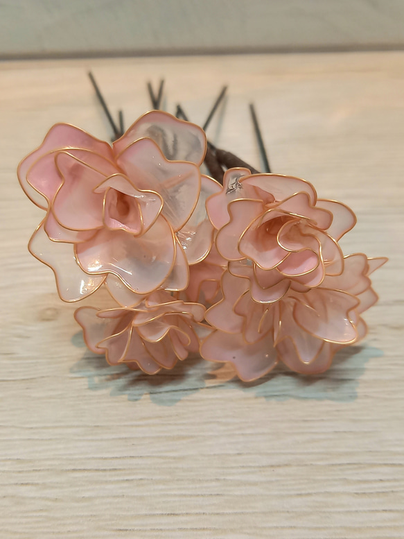 八重桜の髪飾り アメリカンフラワー その他アクセサリー 華音 ～カノン