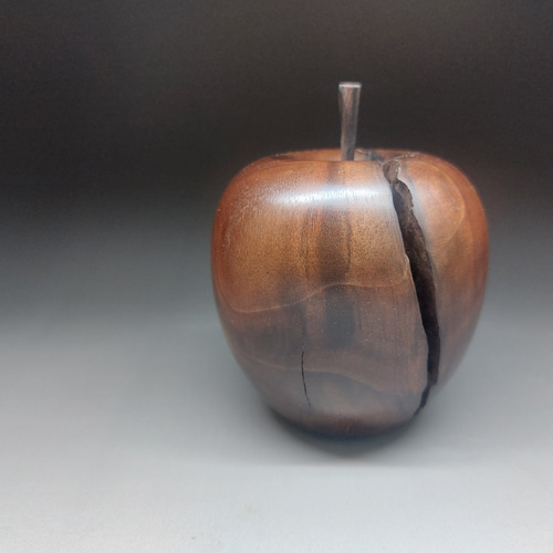 木彫りのリンゴ 彫刻 ウォールナット YamabikoWoodArt その他