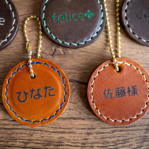 ⭐️あいき⭐️ページ。名入れチャーム、キーホルダー サイ アクリル キーホルダー 名入れ アクキー チャーム 犀