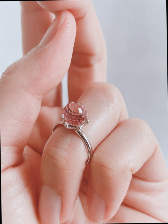 サイズ調整可能 大粒ピンクのクリスタルリング 指輪・リング Euphoria  