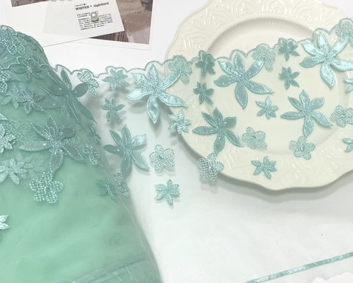新品　東京事変　チュール刺繍　レース生地　2メートル　スクープ生地 新品 東京事変 チュール刺繍 レース生地 2メートル スクープ生地