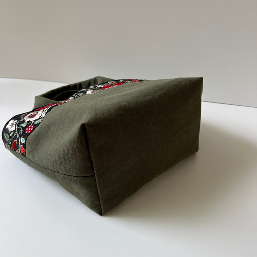 ソレイアード　帆布　インド刺繍リボン　トートバック　グラニーバッグ　3点 efb601f24e3ca766ddb02e22d97ada