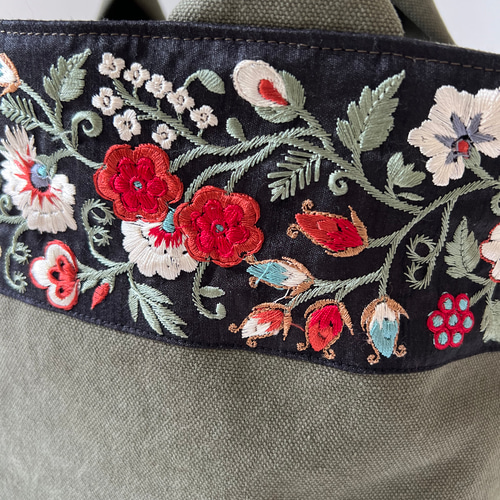 新色◇インド刺繍リボンとクッタリ帆布のトートバッグ◇elegant