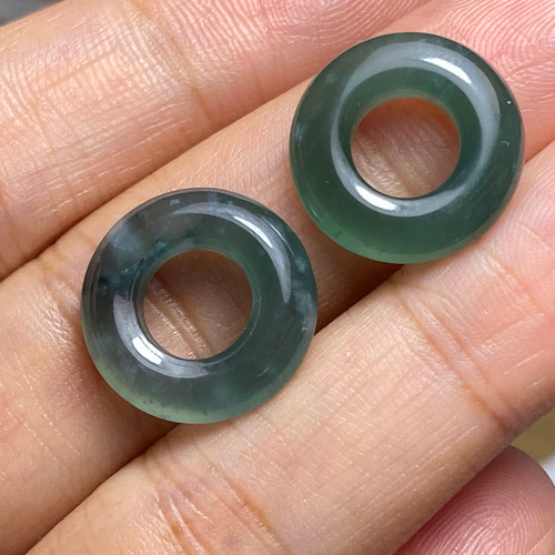本翡翠、在庫処分、お買い得AU750氷藍緑平安環ピアス 本翡翠、在庫処分、お買い得AU750氷藍緑平安環ピアス 本翡翠、在庫処分、