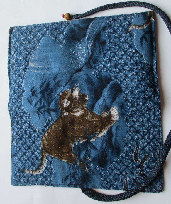 ７７４３　長襦袢で作った和風財布・ポーチ 9枚目の画像