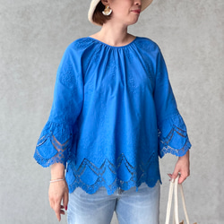 M~XXL【ロイヤルブルー】超ゆったり レース刺繍コットン2wayブラウス【フリー/ワイド】KMC-734 496828 2枚目の画像