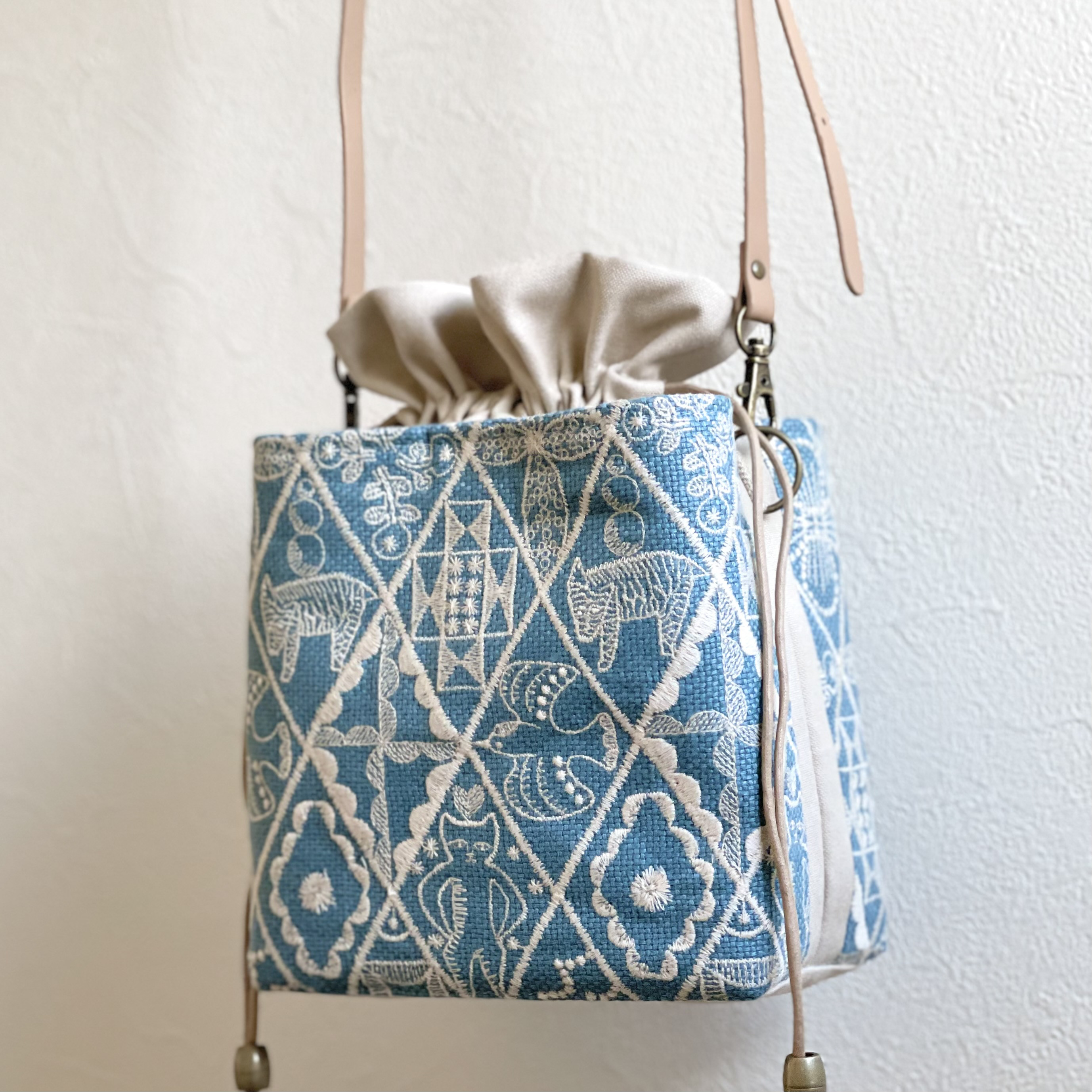 ⚮̈ミナペルホネン symphony blue ネリオバッグ あおり巾着バッグ  