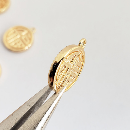 2個 真鍮 18KGP 本金メッキ 漢字 福 花 縁起物 チャーム パーツ