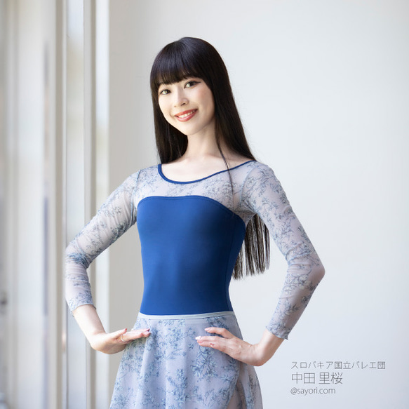 芭蕾舞緊身衣青少年成人 [沿灰色花卉圖案 x 海軍藍] 3/4 袖蕾絲緊身衣無裙子 日本製造 第6張的照片