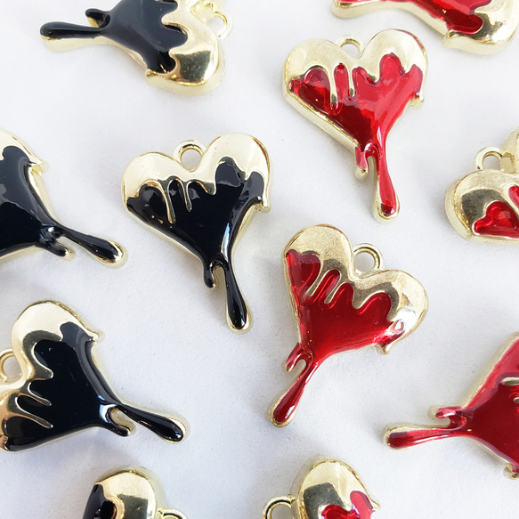 2個 ハート 溶けた ゴスロリ ゴシック ロリータ パーツ チャーム/赤 黒